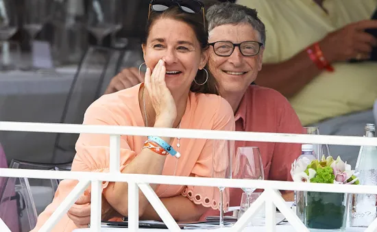 Mạng xã hội “rung chấn” sau cuộc chia tay của vợ chồng tỷ phú Bill Gates