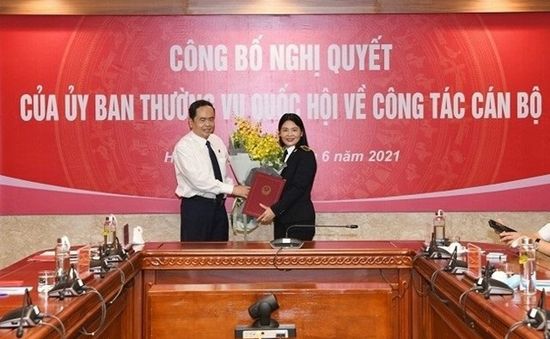 Quốc hội phê chuẩn nữ Phó Tổng Kiểm toán Nhà nước đầu tiên