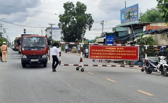 Long An không kiểm tra xét nghiệm COVID-19 với lái xe chở hàng nội tỉnh