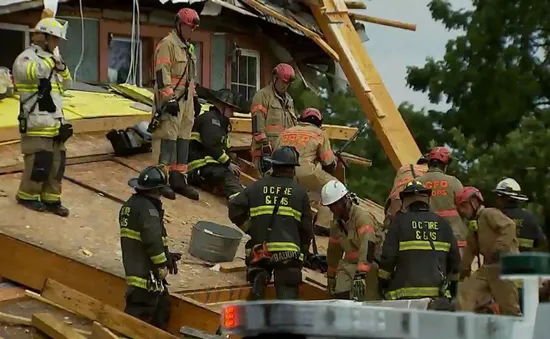 Lại xảy ra sập tòa nhà ở Mỹ khiến 1 người bị mắc kẹt, nhiều người bị thương