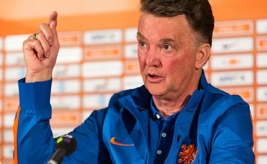 HLV Louis van Gaal trở lại dẫn dắt đội tuyển Hà Lan