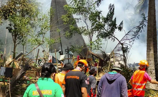 Rơi máy bay quân sự tại Philippines, ít nhất 17 người thiệt mạng