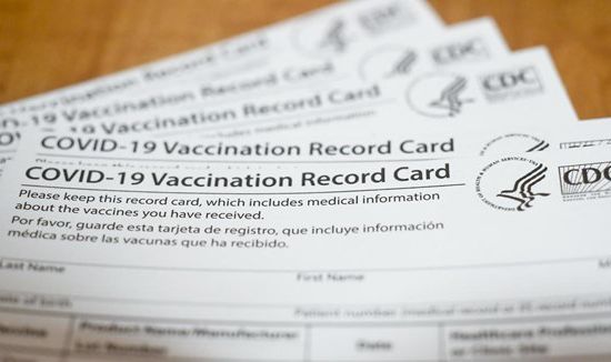 Dược sĩ bán "hộ chiếu vaccine" giả đối mặt án tù