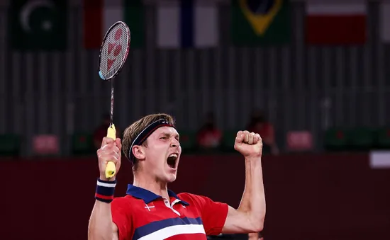 Thắng Chen Long, Viktor Axelsen lần đầu giành huy chương vàng Olympic