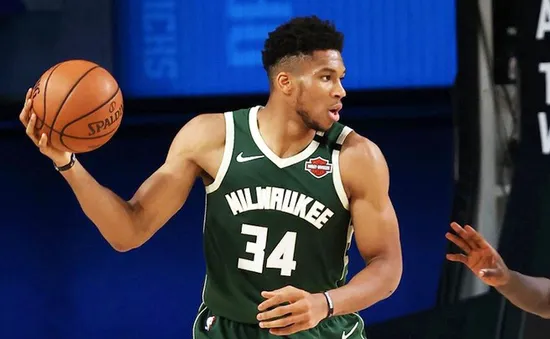 Giannis Antetokounmpo không cần phải phẫu thuật đầu gối