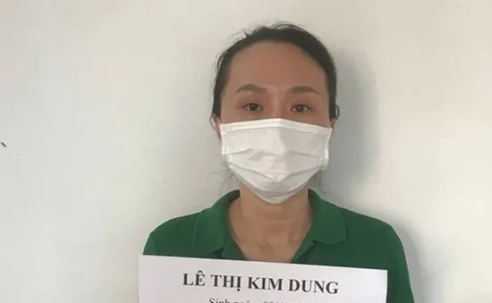 Phá đường dây tiêm vaccine COVID-19 "dịch vụ"