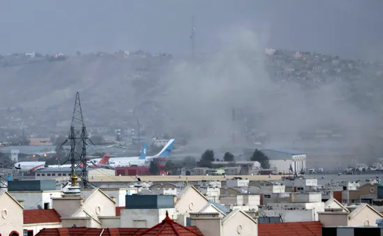 Nổ ở sân bay Kabul: Số nạn nhân thiệt mạng tăng lên ít nhất 72 người, bao gồm 12 binh sĩ Mỹ