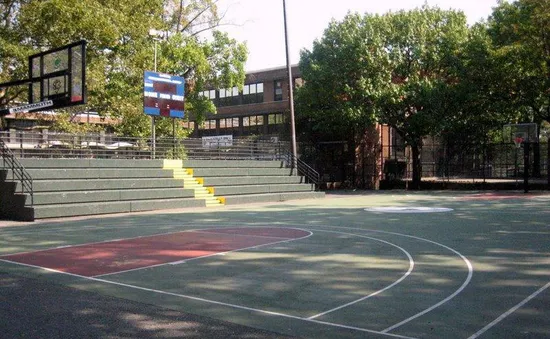 NBA cùng thành phố New York cải tạo sân bóng rổ Rucker Park