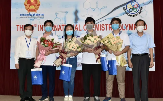 Việt Nam giành 3 HCV tại Olympic Hóa học quốc tế năm 2021