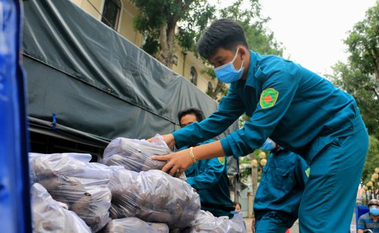 Thiếu tài xế container, vận chuyển nông sản phía Nam gặp khó