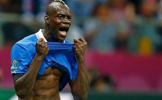 Mario Balotelli trở lại tuyển Italia sau hơn 3 năm