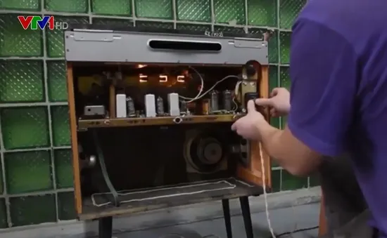 Cải tiến tính năng của thiết bị nghe nhạc và radio cổ