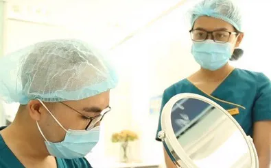 Công nghệ AL điều trị răng miệng hạn chế nguy cơ biến chứng
