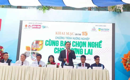 TP Hồ Chí Minh tư vấn hướng nghiệp tại 100 trường THPT
