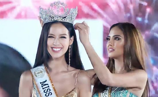 Bảo Ngọc xuất sắc đăng quang Miss Intercontinental 2022