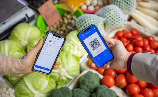 Kết nối tài khoản Mobile Money và ngân hàng: Thúc đẩy thanh toán số