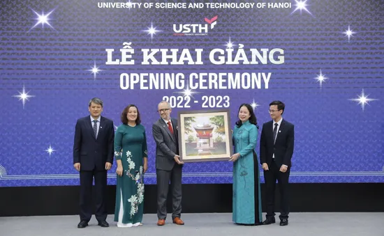 Phấn đấu trở thành trường đại học nghiên cứu khoa học công nghệ hàng đầu tại Việt Nam