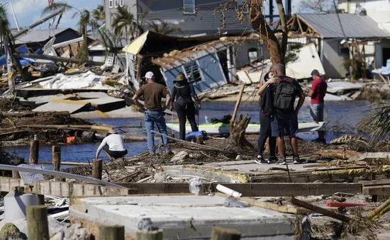 Bão Ian: Tăng gấp đôi lực lượng tìm kiếm ở bang Florida khi số người tử vong vượt 100