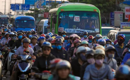 Đẩy nhanh tiến độ 5 dự án hạ tầng kết nối giao thông TP Hồ Chí Minh - Long An