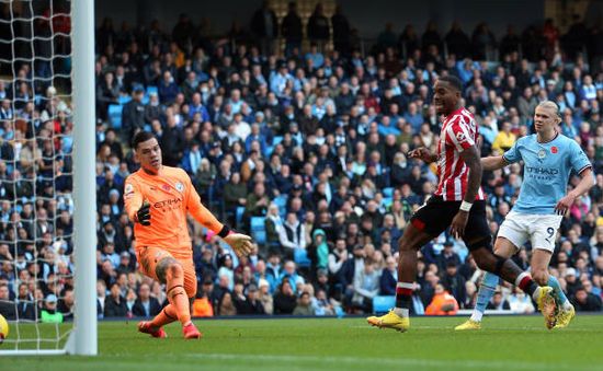 Man City 1-2 Brentford: Dấu ấn Toney, địa chấn tại Etihad