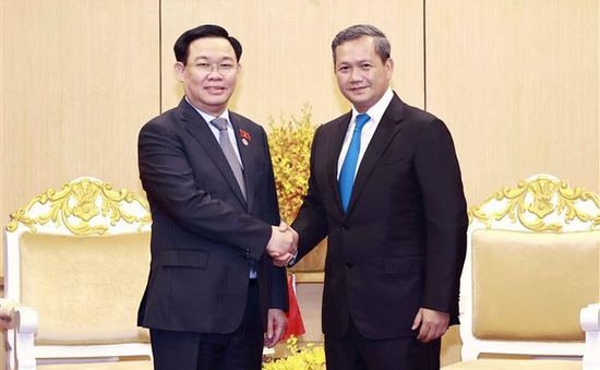 Chủ tịch Quốc hội tiếp Phó Tổng Tư lệnh Quân đội Campuchia