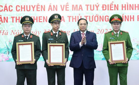 Thủ tướng trao thư khen cho các tập thể phá 3 chuyên án ma túy lớn năm 2022