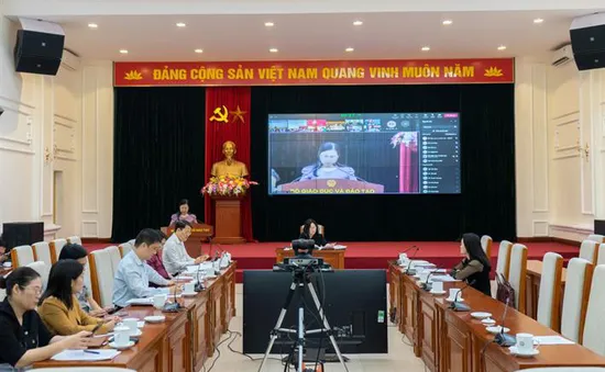 Hỗ trợ hiệu quả cho trẻ em, học sinh, sinh viên dân tộc thiểu số rất ít người