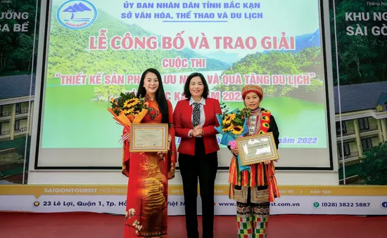 NTK Vũ Thảo Giang xuất sắc nhận giải thưởng thiết kế sản phẩm du lịch 2022