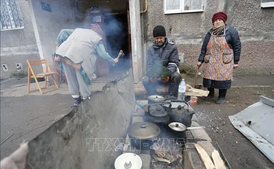 EU thông qua gói hỗ trợ 18 tỷ Euro cho Ukraine