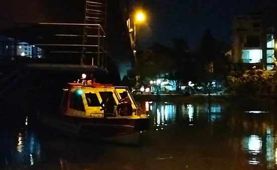 TP Hồ Chí Minh: Người đàn ông mất tích trên sông khi chơi ca nô điều khiển