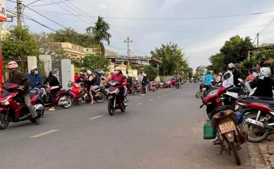 Thêm một em học sinh tử vong trong vụ chế pháo nổ ở Đắk Lắk