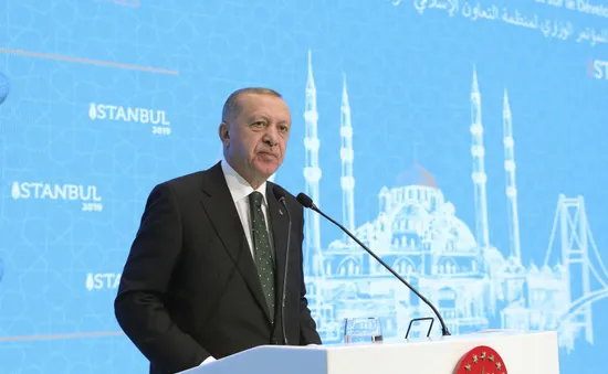 Tổng thống Thổ Nhĩ Kỳ Erdogan có kết quả xét nghiệm dương tính với COVID-19