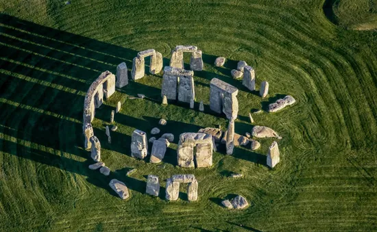 Tìm ra giả thuyết mới giải mã "bí ẩn" vòng tròn đá Stonehenge