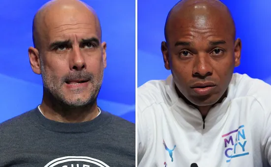 Pep Guardiola bất ngờ khi nghe tin Fernandinho sẽ rời Man City vào mùa hè này từ một phóng viên