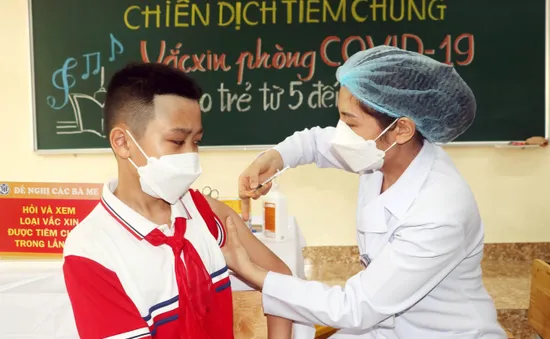 Từ 25/4: Quảng Ninh đồng loạt triển khai tiêm vaccine phòng COVID-19 cho trẻ từ 5 đến dưới 12 tuổi