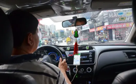 Đề xuất gia hạn nộp thuế, bảo hiểm, gỡ khó thiếu hụt lái xe taxi