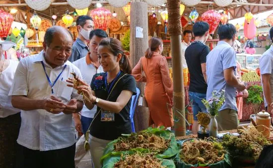 Khai mạc Festival Nghề truyền thống vùng miền lần thứ nhất