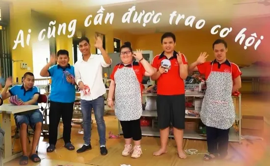 Xưởng may của trẻ khuyết tật