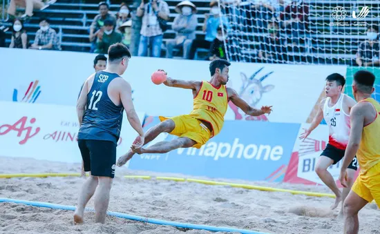 ĐT Bóng ném bãi biển Việt Nam chạm 1 tay vào tấm HCV SEA Games