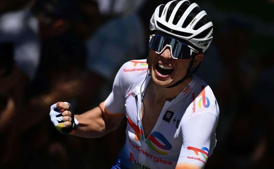 Valentin Ferron giành chiến thắng tại chặng 6 Criterium Du Dauphine