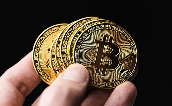 Bitcoin bất ngờ bật tăng