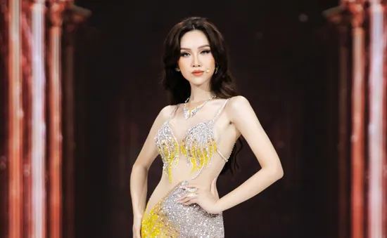 Thí sinh chuyển giới Đỗ Nhật Hà trình diễn quyến rũ tại Miss Universe Vietnam 2022