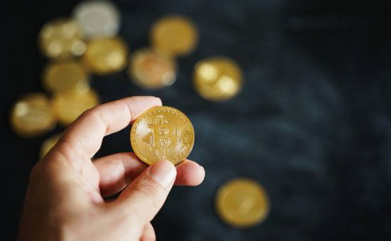 Lao dốc, Bitcoin về sát ngưỡng 19.000 USD