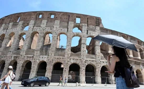 Italy ban bố cảnh báo đỏ do nắng nóng cao điểm tại 16 thành phố