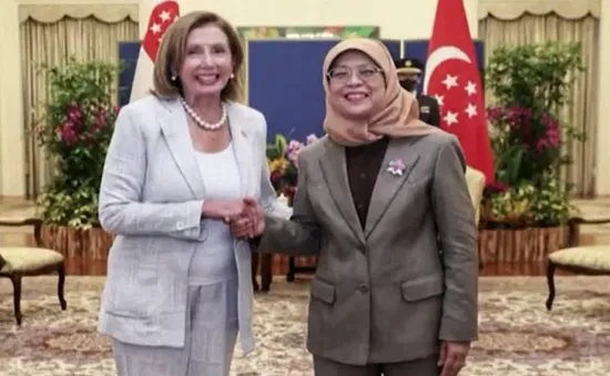 Chủ tịch hạ viện Mỹ Nancy Pelosi đến Singapore