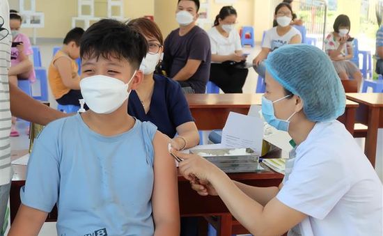 Nhiều địa phương chậm tiêm mũi 3 và 4 vaccine phòng COVID-19