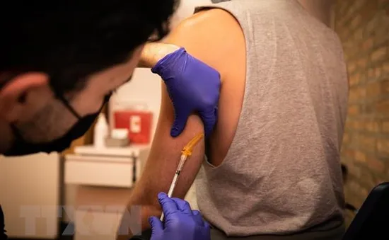 Quá tải các điểm tiêm vaccine phòng đậu mùa khỉ ở San Francisco