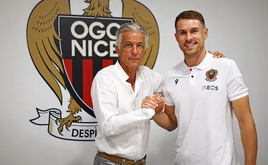 Chia tay Juventus, Ramsey có bến đỗ mới