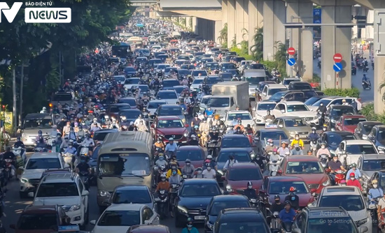 Những điểm nóng giao thông theo kiểu ‘điền vào chỗ trống’ ở Hà Nội