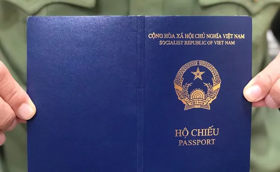 Tây Ban Nha chính thức công nhận lại hộ chiếu mẫu mới của Việt Nam